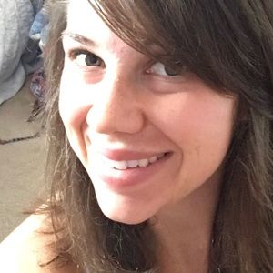 Meet your Posher, Carrie